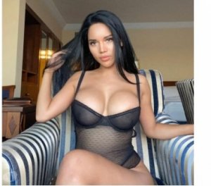 Azucena escorts in March, UK